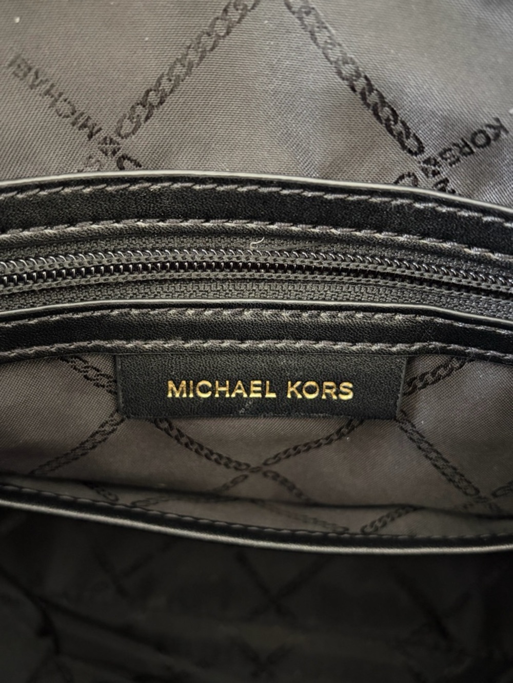 Michael Kors Large Elson Satchel - Picture 13 of 15